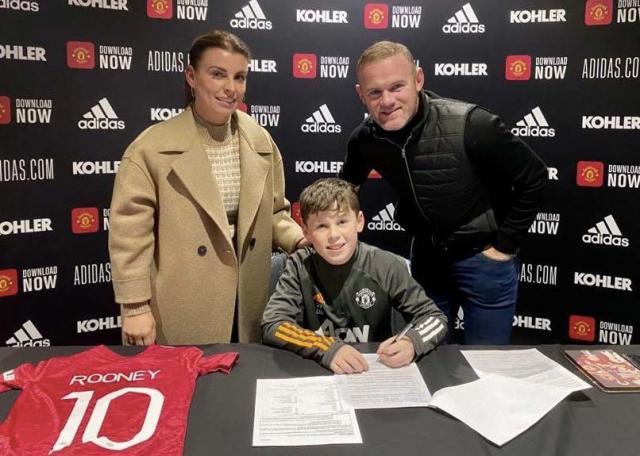 f38rb8uo_wayne-rooney-son-kai-manchester-united-twitter_625x300_18_December_20.jpg